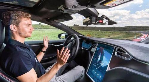 特斯拉,Model 3,奔驰,发现,Model X
