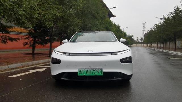 小鹏,小鹏P7,发现,特斯拉,保时捷