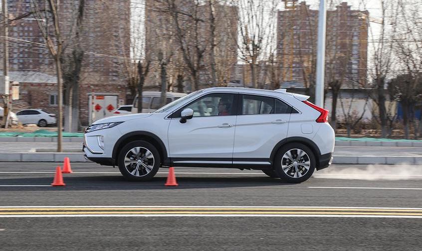 奕歌,三菱,欧蓝德