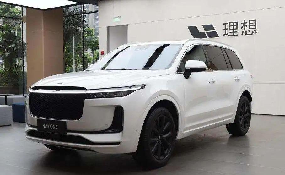 理想汽车,理想ONE,特斯拉,蔚来,小鹏