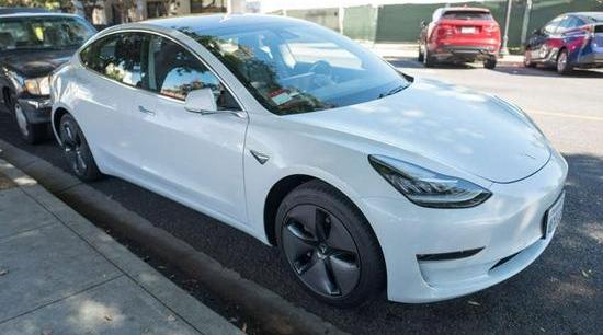 特斯拉,Model 3