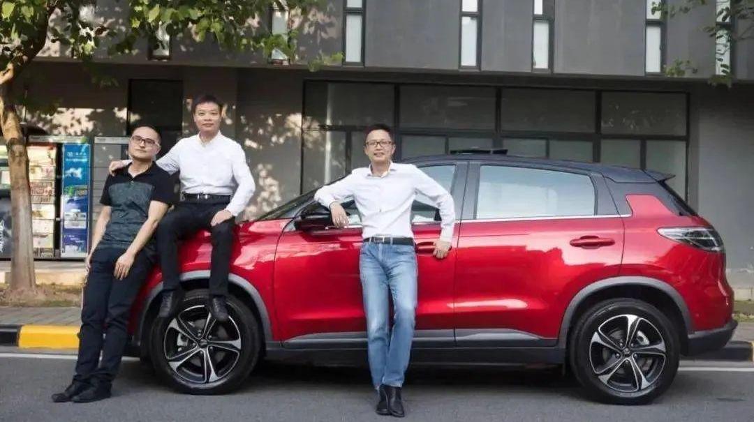 小鹏,蔚来,特斯拉,理想汽车,发现