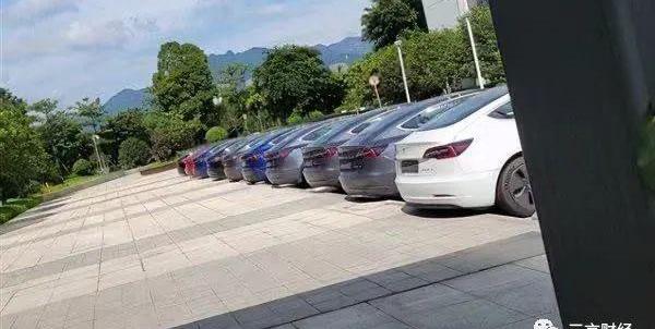 特斯拉,Model 3