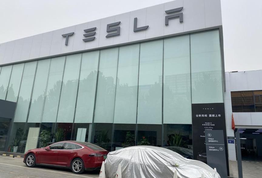 特斯拉,发现,Model X,远程