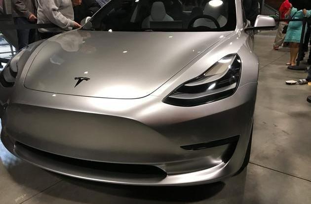 特斯拉,Model 3
