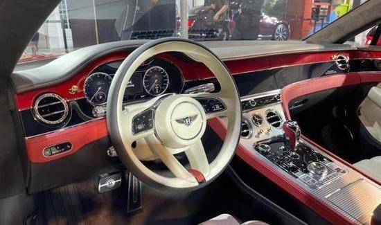 鲸,宾利,欧陆,发现