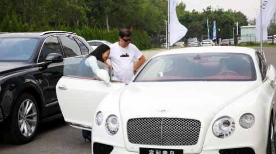 宾利,欧陆,添越