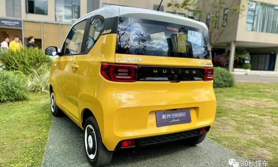 MINI,宏光MINIEV,特斯拉