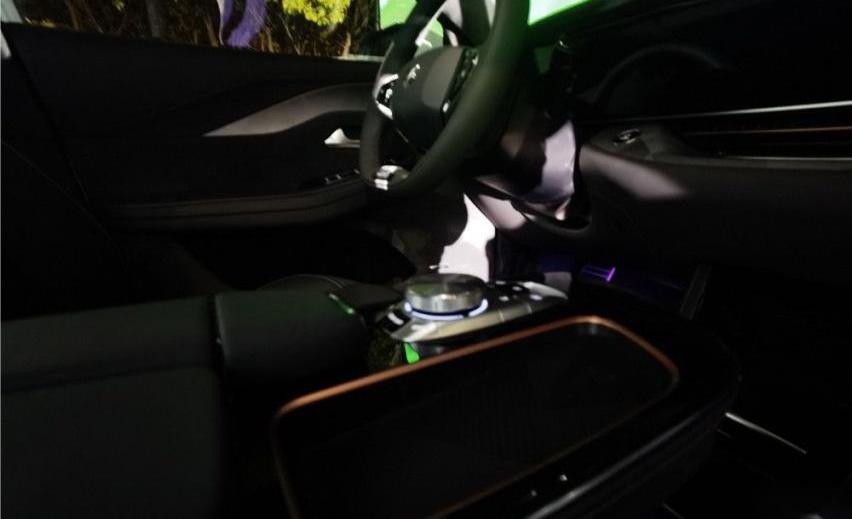 ARCFOX极狐,特斯拉,奔驰,宝马,长安