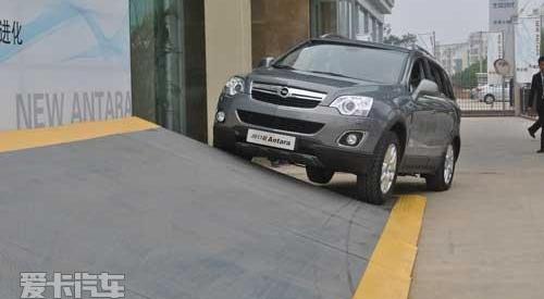 理念,奔驰,宝马