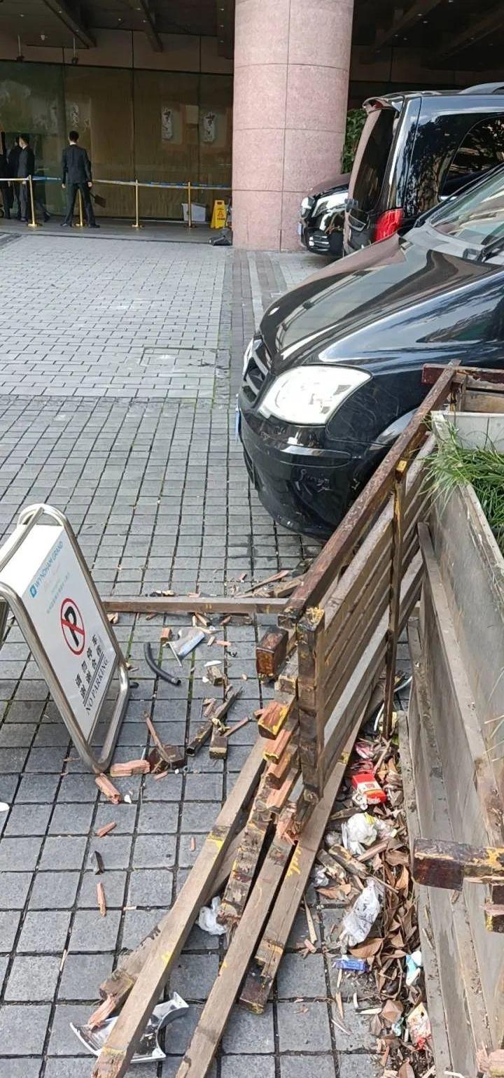 特斯拉,Model 3,Model S,Model X,奔驰