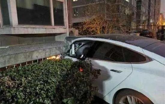 特斯拉,Model 3,Model S,Model X,奔驰