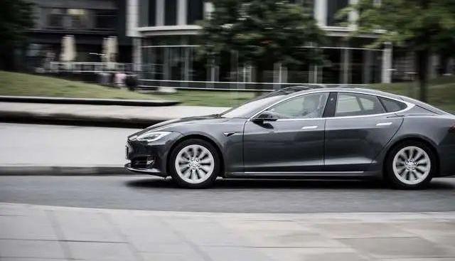 特斯拉,蔚来,小鹏,宝马,Model 3