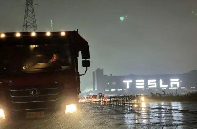 特斯拉,发现,Model 3,Model S,奔驰