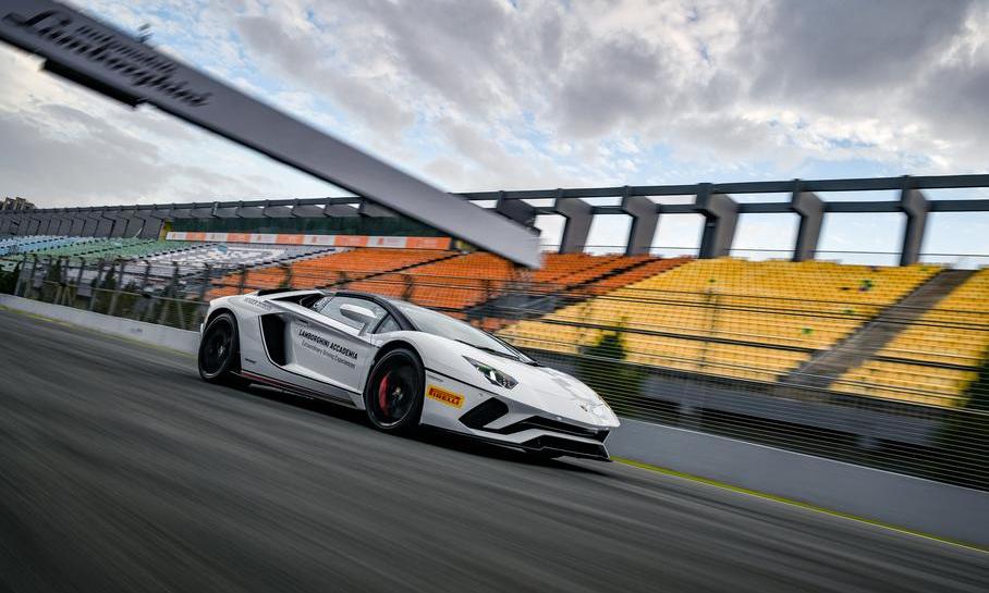 兰博基尼,Urus,Aventador,理念