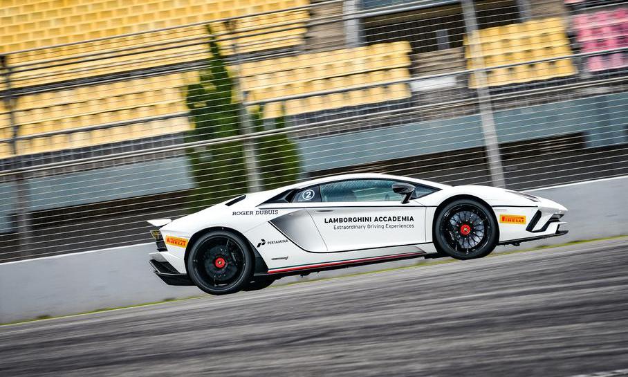 兰博基尼,Urus,Aventador,理念
