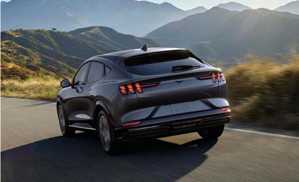 福特,特斯拉,Mustang,Model 3,Model Y