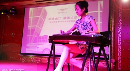 宾利,飞驰