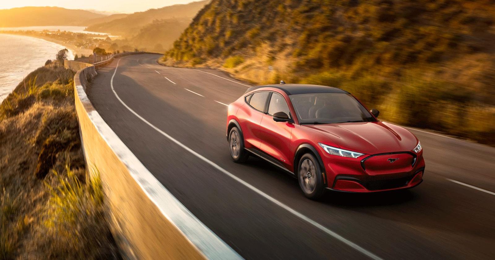 福特,特斯拉,Mustang,Model Y