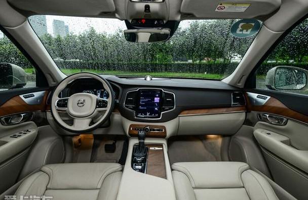 沃尔沃,沃尔沃XC90