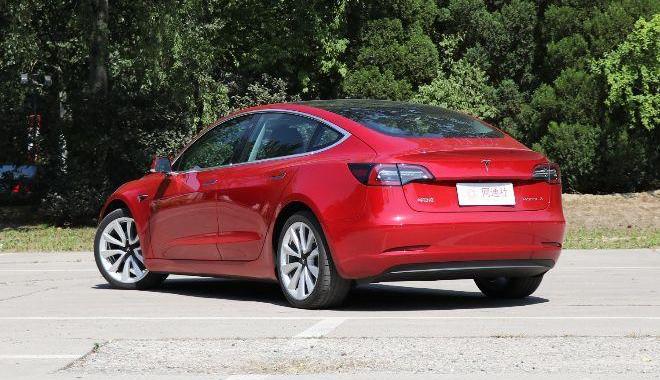 特斯拉,Model 3