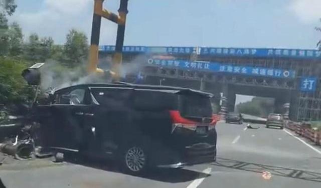 雷克萨斯,雷克萨斯LM