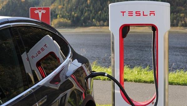 Model S,Taycan,特斯拉,保时捷,Model 3