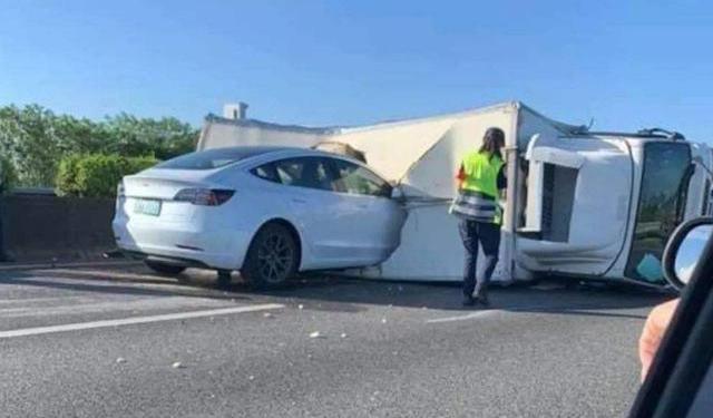 特斯拉,Model S,发现,Model 3