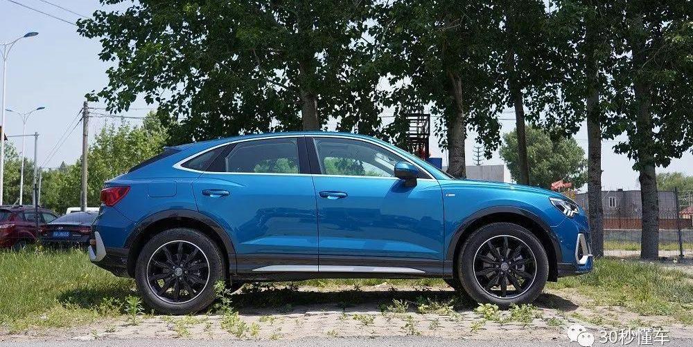 奥迪,奥迪Q3,奥迪Q3 Sportback,奔驰