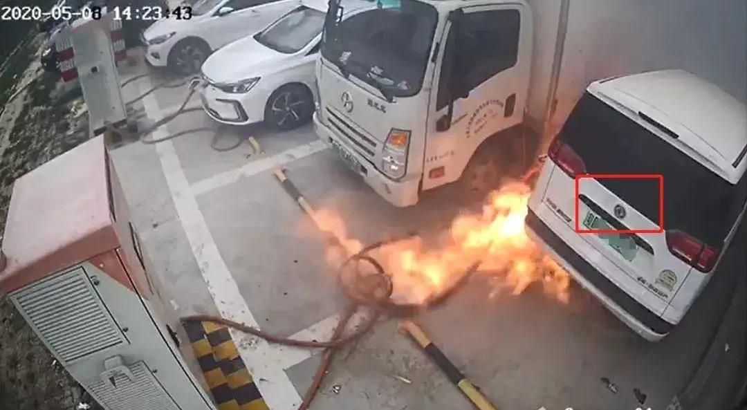 理想汽车,理想ONE,东风,蔚来,远程