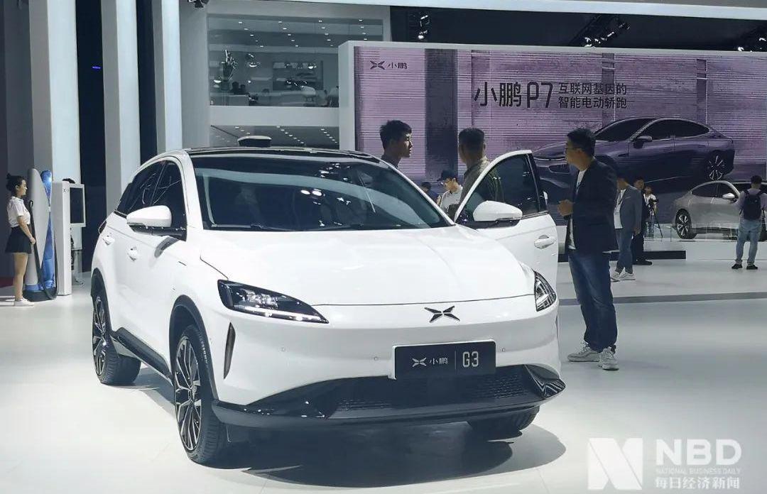 小鹏,特斯拉