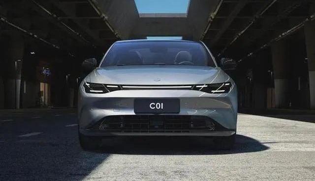 零跑汽车,零跑C01