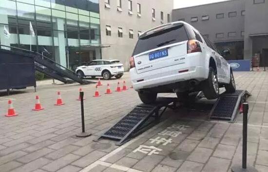 发现,路虎,捷豹,勇士