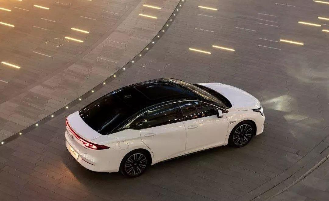 Model 3,特斯拉,发现,宝马5系,宝马