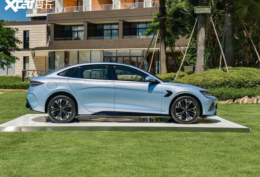 比亚迪,海豹,理念,特斯拉,Model 3