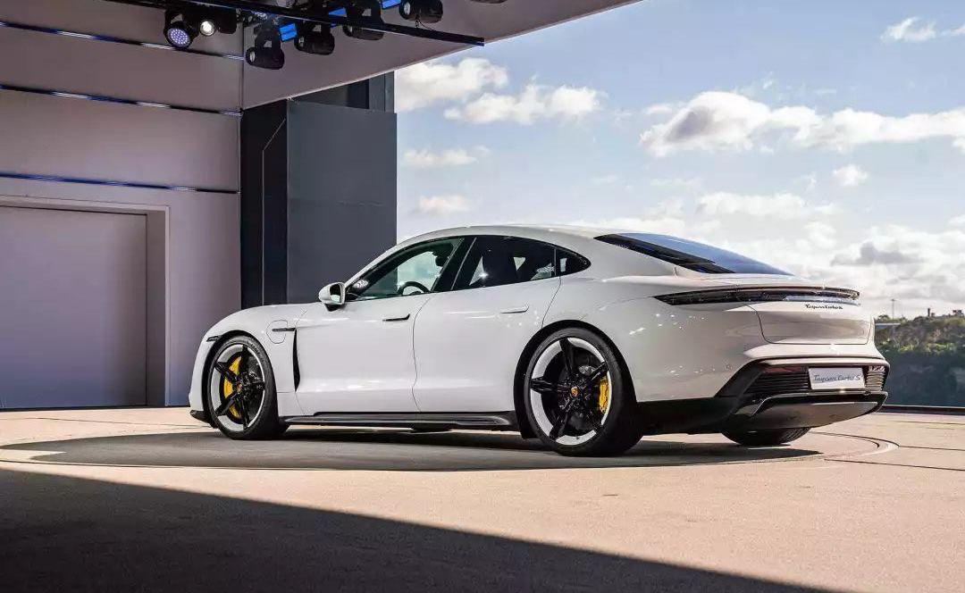 保时捷,Taycan,特斯拉,Model S,Panamera