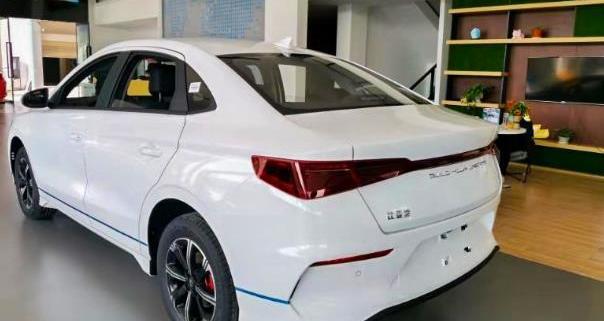 比亚迪,比亚迪e3