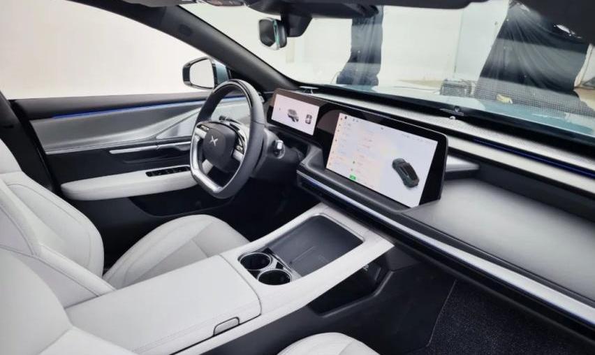 小鹏,小鹏P7,极氪,蔚来,Model 3