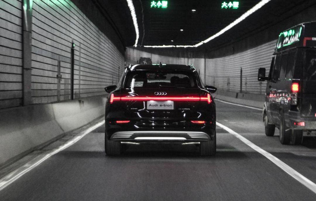 奥迪,奥迪Q7,奥迪R8,奥迪Q8,大众