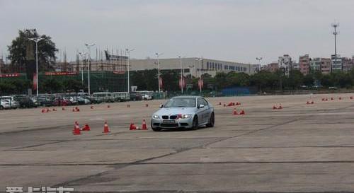 宝马
