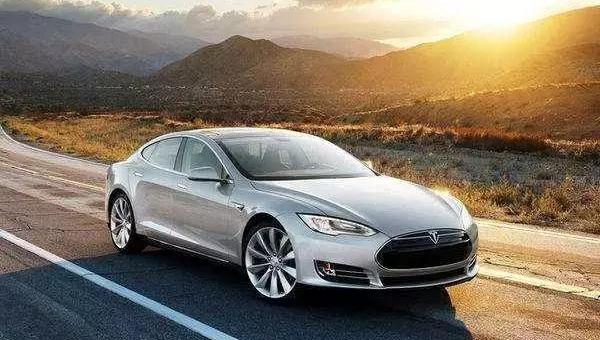 保时捷,Taycan,特斯拉,Model S,Cayenne