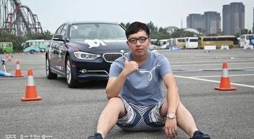 宝马,现代,悦动