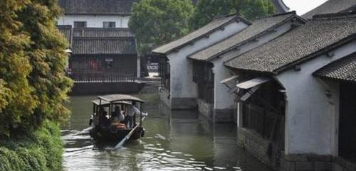 东南