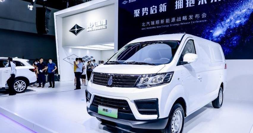 北汽瑞翔,博腾V2 EV,博腾V2
