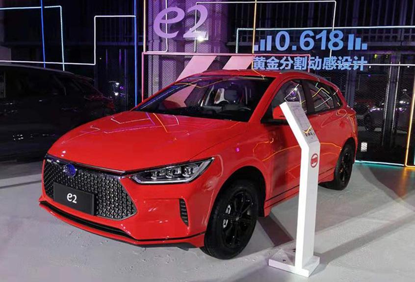 比亚迪,比亚迪e2
