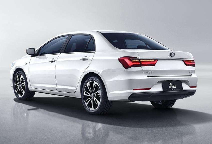 比亚迪,比亚迪e2,特斯拉,Model 3