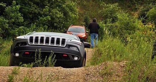 Jeep,777
