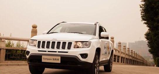 Jeep,777