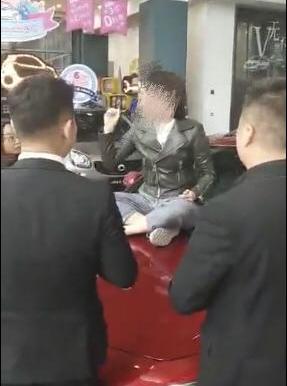 奔驰