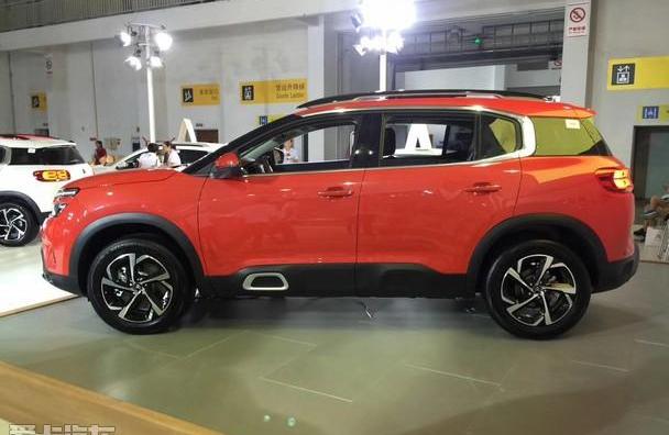 雪铁龙,天逸 C5 AIRCROSS,添越,标致,标致4008